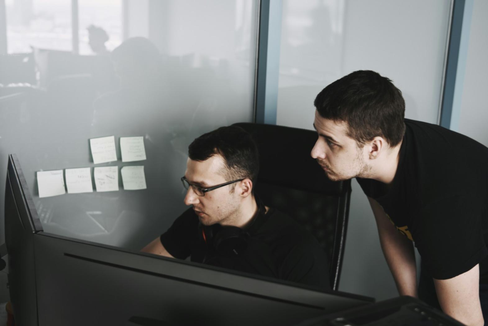 Strukturierte Lernumgebung mit Netzwerkdiagrammen und Analysetools